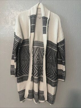 Lucky Brand Black & White Geometric Open-Front Cardigan